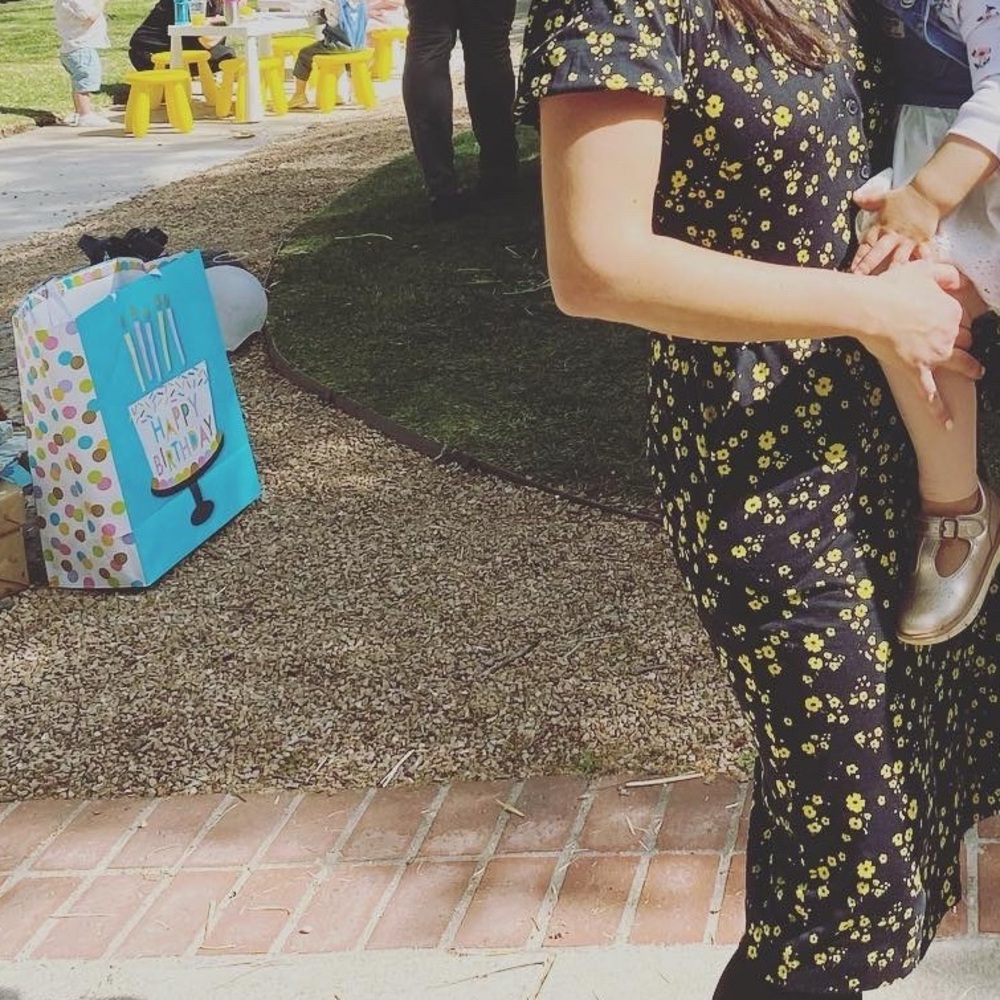 Boden Jersey midi floral shirt dress black with yellow flowers. Belt included - Picture 5 of 5